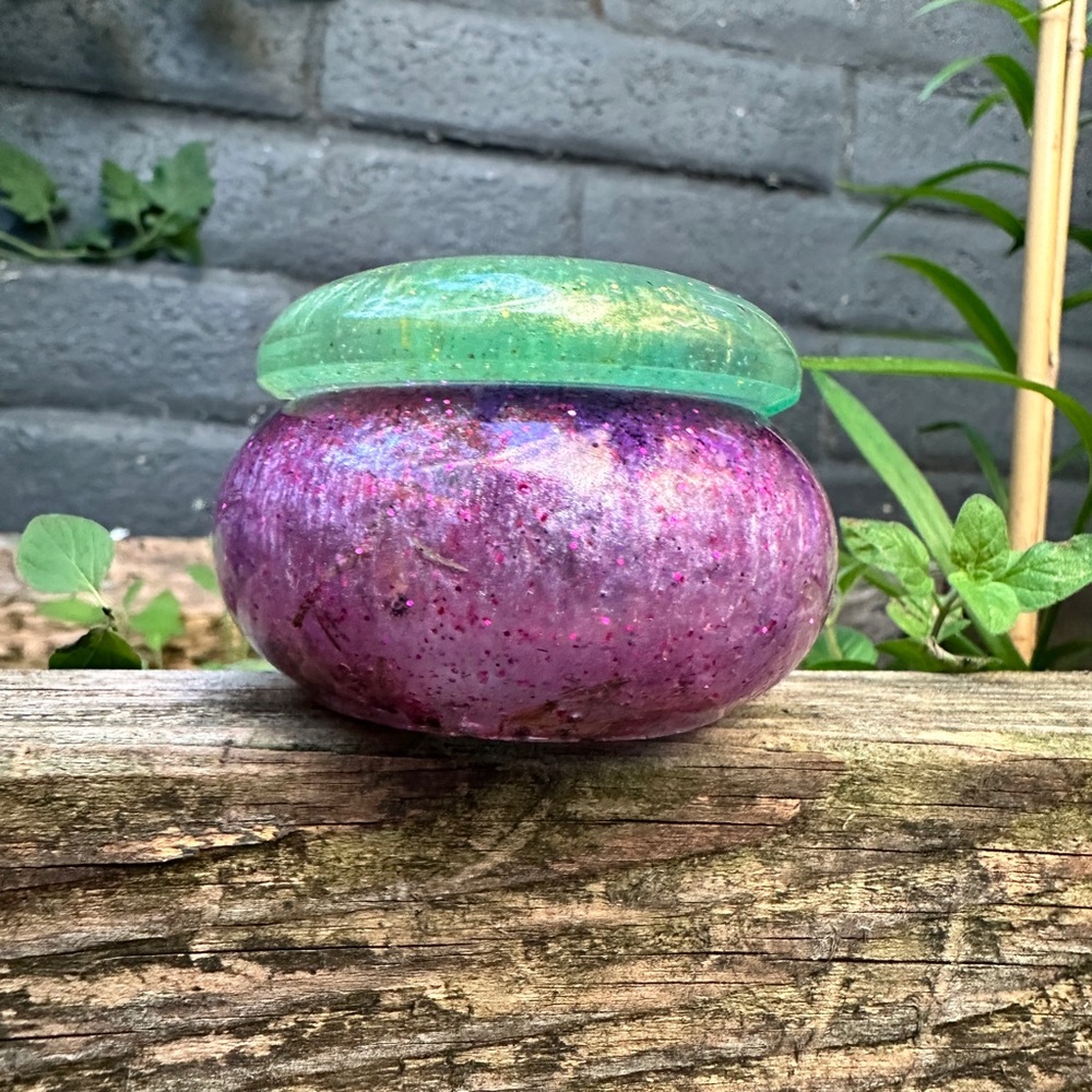 Scottish Heather Pink/Seafoam Green Deadly Nightshade Glitter Trinket Jar